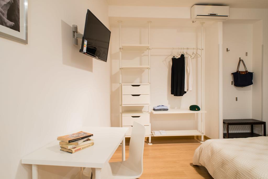 Mirabilia Urbis Roma Bed & Breakfast ภายนอก รูปภาพ