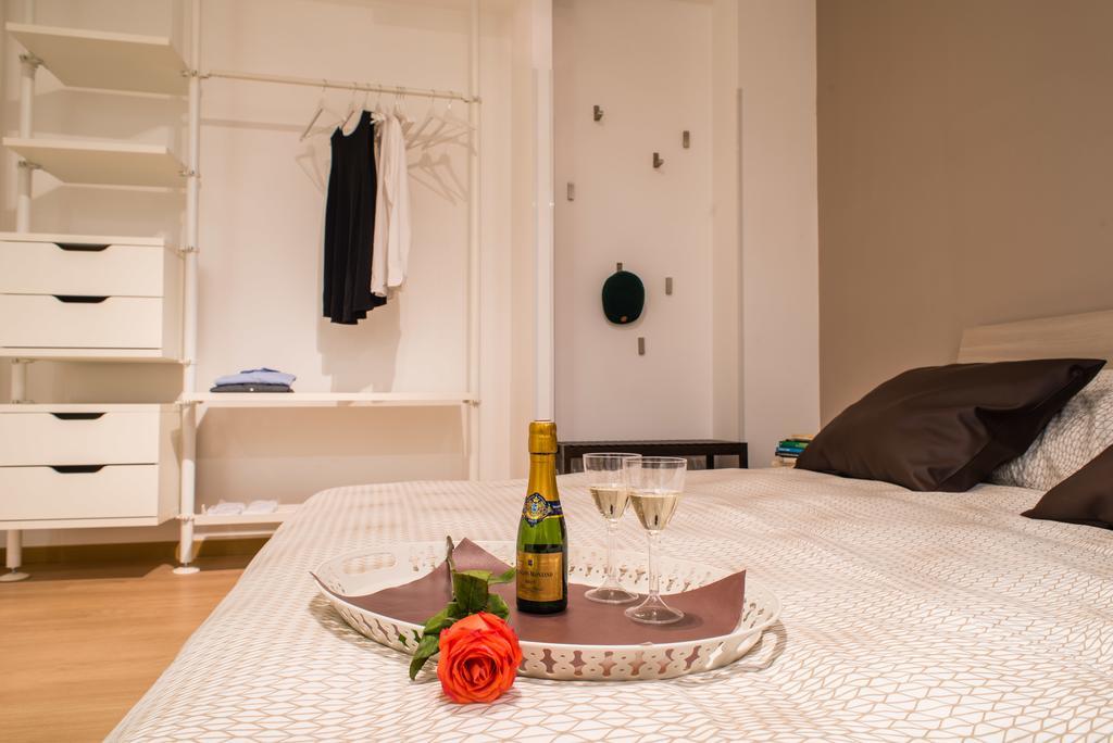 Mirabilia Urbis Roma Bed & Breakfast ภายนอก รูปภาพ
