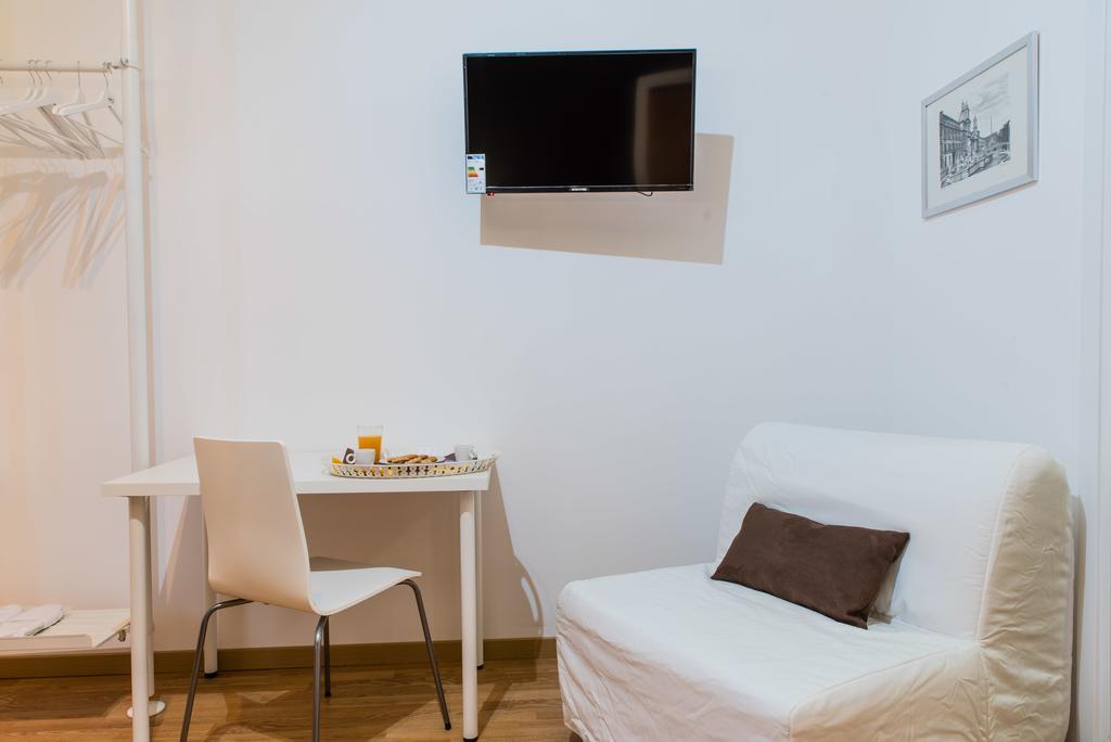 Mirabilia Urbis Roma Bed & Breakfast ภายนอก รูปภาพ