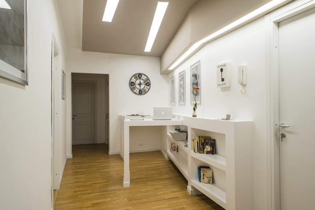 Mirabilia Urbis Roma Bed & Breakfast ภายนอก รูปภาพ